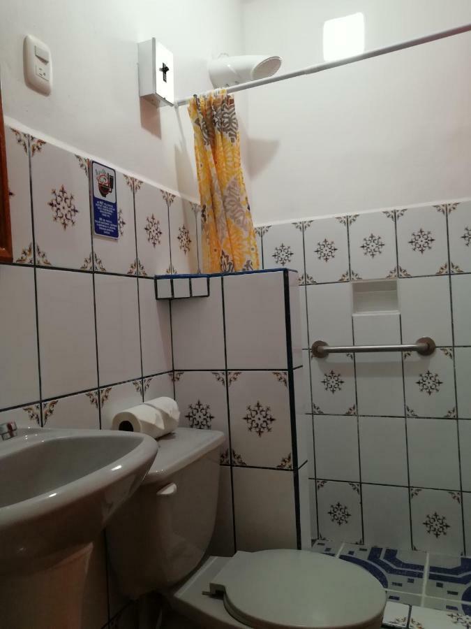 Hotel La Union Флорес Экстерьер фото