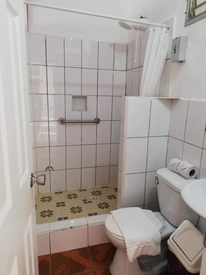 Hotel La Union Флорес Экстерьер фото